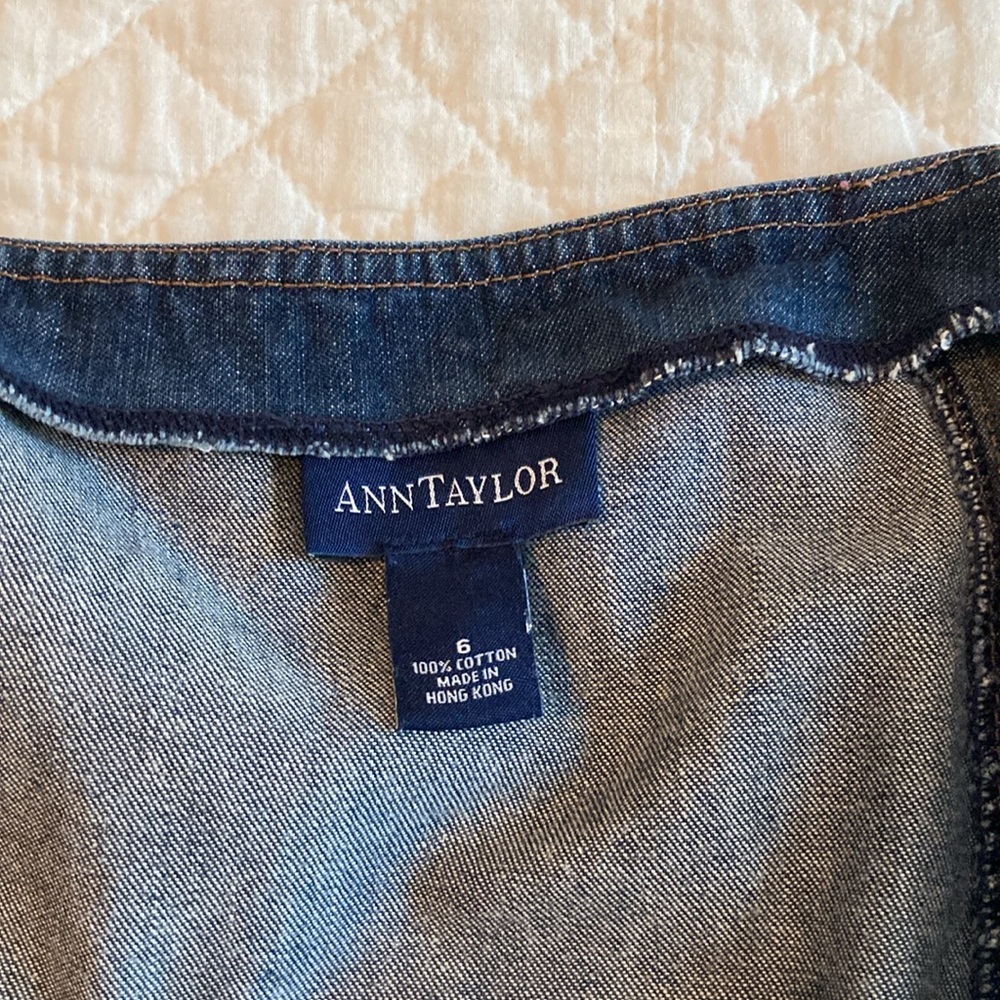 Ann Taylor Denim skirt - Picture 3 of 3
